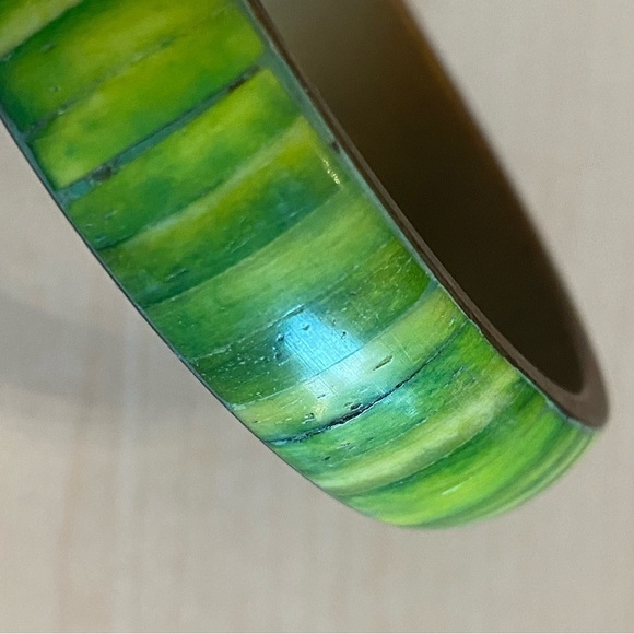 Green Bangle 1 - Picture 9 of 9